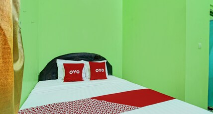 Hotel O Cahyo Kost 1 Room Type - Suite Double
