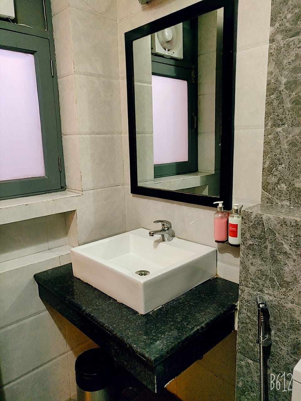 Privy Stay @Medanta - Tap to explore photos