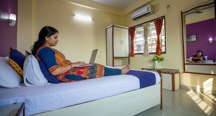 HOTEL MIRA INTERNATIONAL Room Type - Deluxe Double AC Room - Top Floor