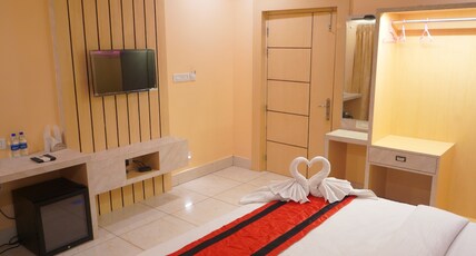 SANCHARI RESORT & RESTAURANT Room Type - PREMIUM SUITE