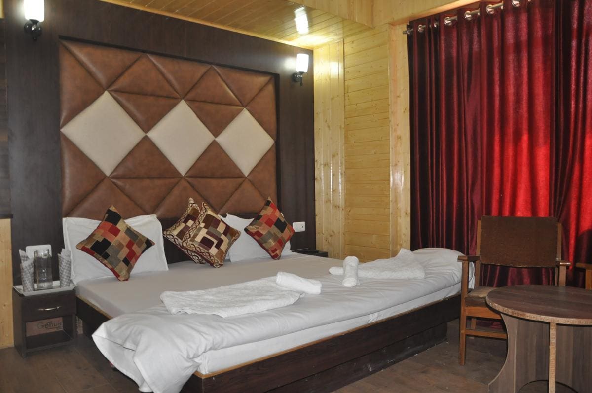 Hotel azad - Tap to explore photos