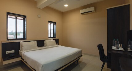 CITY PALACE RESORT Room Type - AC Room Without Balcony