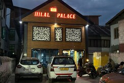 Rooms of Hotel Hilal Palace Srinagar