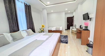 Accomoon hotel Room Type - Deluxe Family Room with balcony Accomoon hotel Room Type - Deluxe Family Room with balcony