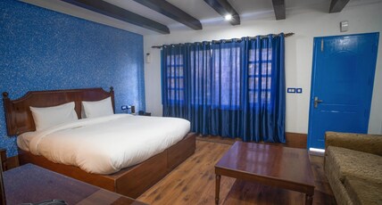 Manu Maharani Regency By Royal Collection Hotels Room Type - Luxury Room Lake Facing