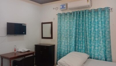 B.K.Palace Room Type - Double Room