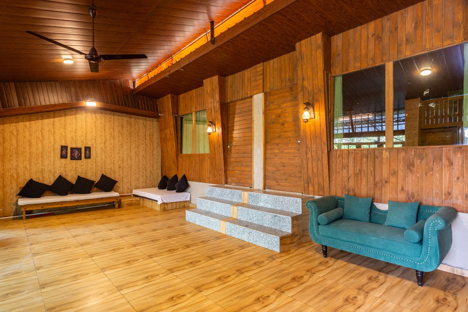 Lake House 13BHK Pawna Lake - Tap to explore photos