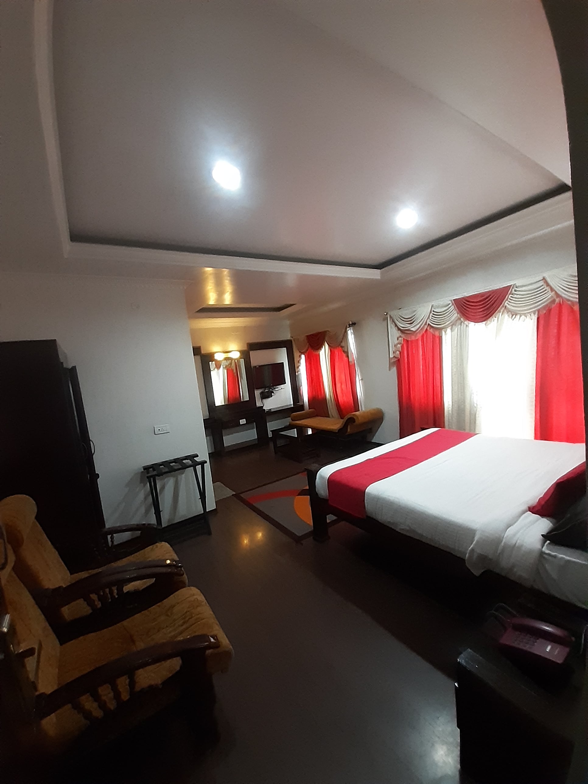 Hotel KURINJI RESIDENCY - Tap to explore photos