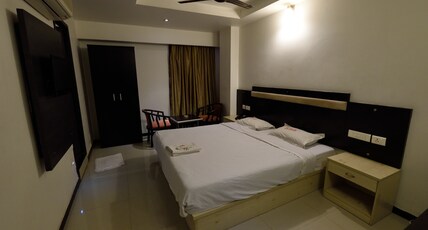 RBS Residency Room Type - Deluxe Double Bed Room