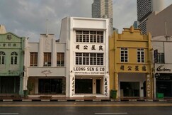 Straits Heritage Hostel