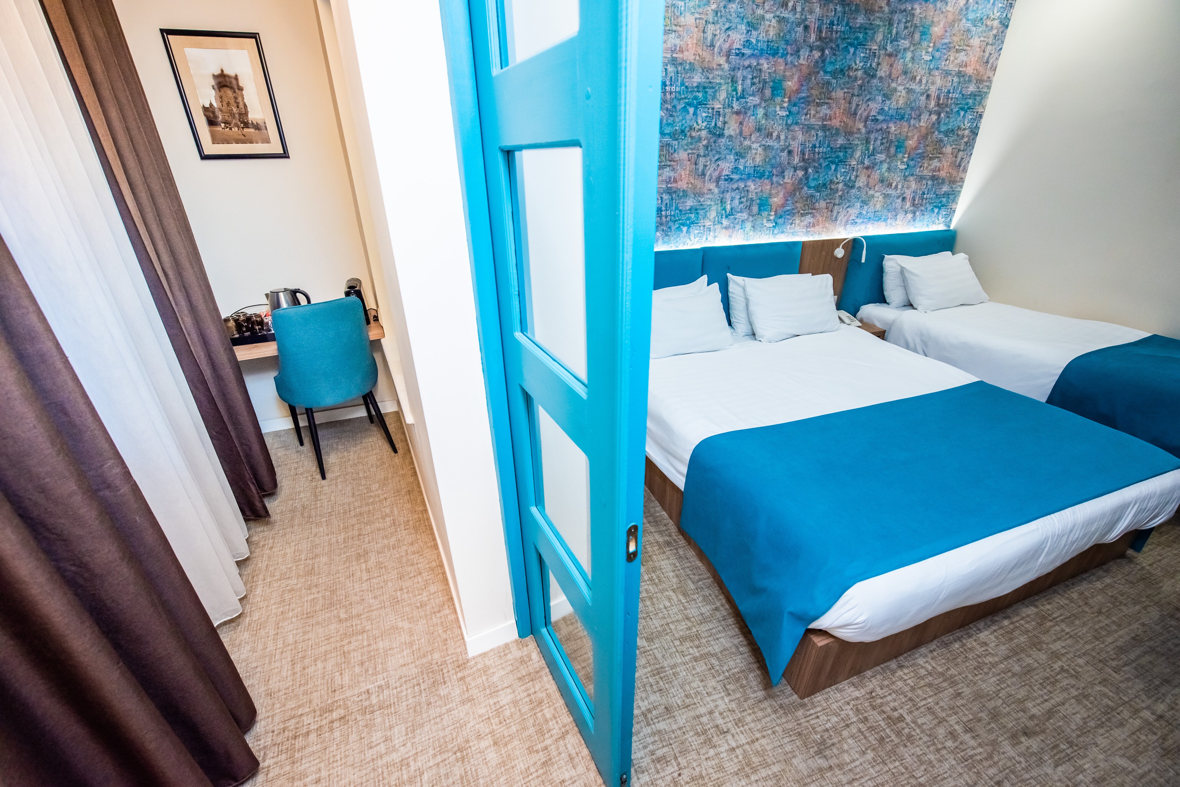 City Inn Boutique Hotel - Tap to explore photos