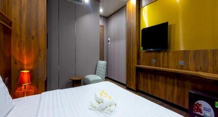 TH Luxury Hotel Room Type - Deluxe Double Room with Balcony