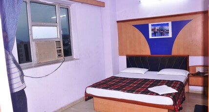 Hotel Shankar Palace Room Type - Deluxe Ac Double Bed Room
