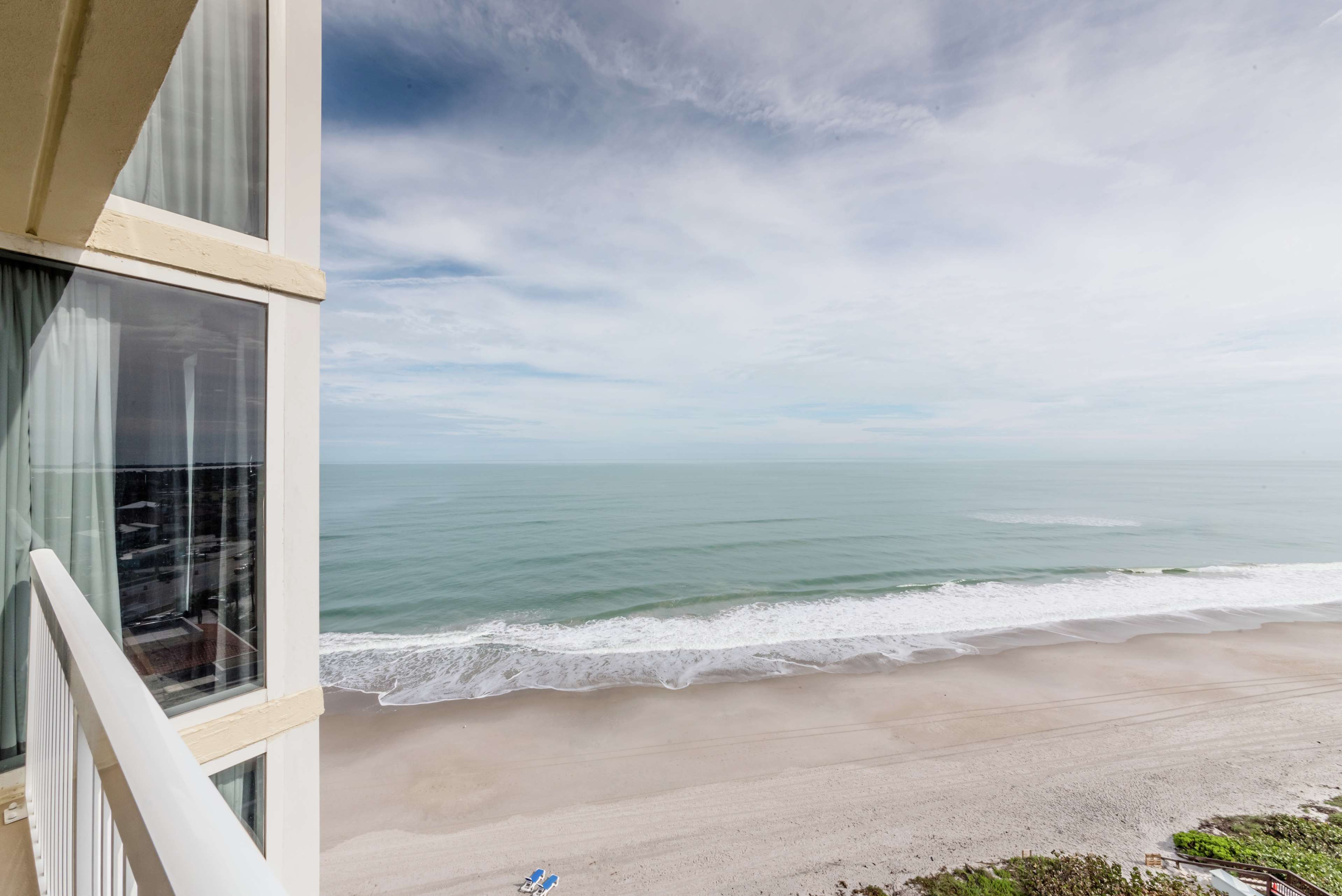 Hilton Melbourne Beach Oceanfront - Tap to explore photos