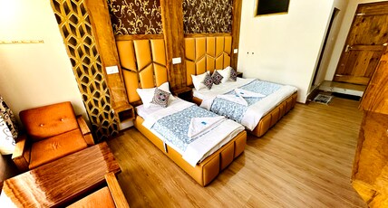 Hotel Gulmarg GS Residency Room Type - TRIPLE BED ROOM