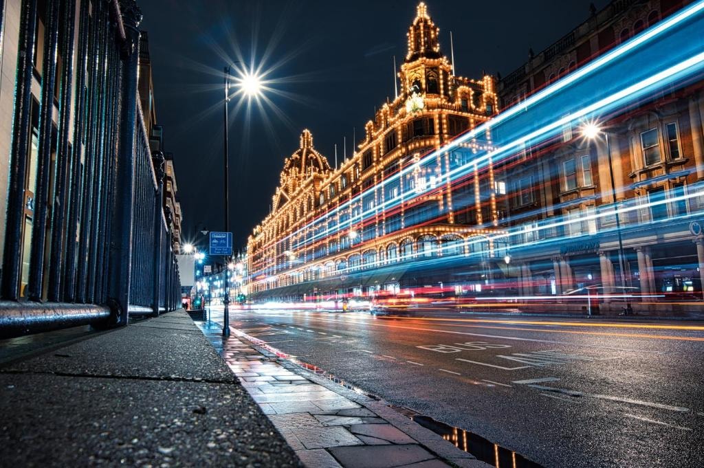 Zedwell Knightsbridge Hotel - Tap to explore photos