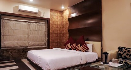 Hotel Vijan Palace Room Type - Royal Luxury Room