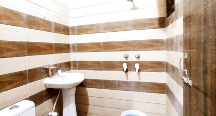 AJ PRIME HOMESTAY Room Type - Bedroom 1