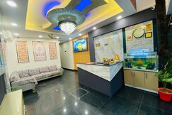 Hotel Paras inn 2 - 5 Min walking to Golden Temple
