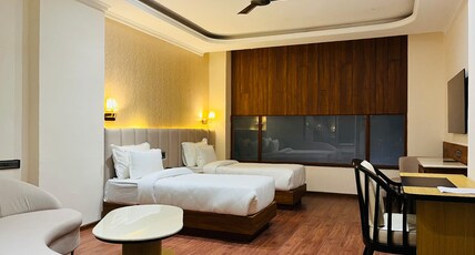 Le OVAL Hotel & Resorts Room Type - Deluxe Room (Twin Bed)