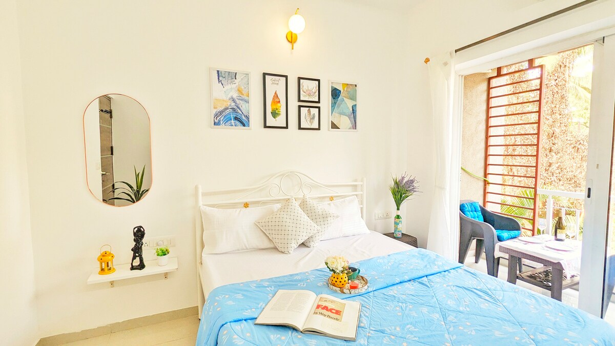 Sagi'tastic | 1 BHK | Pool |Nr Thallasa Vagator - Tap to explore photos