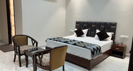 White inn Room Type - Bedroom 8