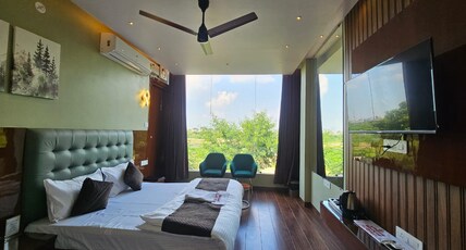 Hotel Crystal Sarovar Room Type - Four Bed Deluxe AC Room