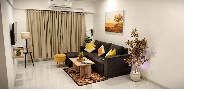Airy, Modern & Higher Floor 2bhk nr Airport & BKC - Tap to explore photos