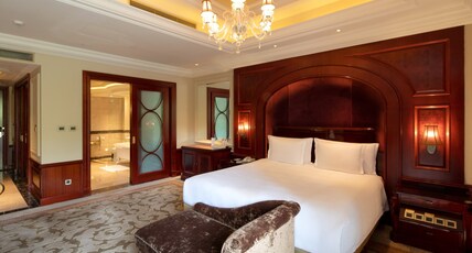 InterContinental Shanghai Ruijin Room Type - Upgraded Premium Room