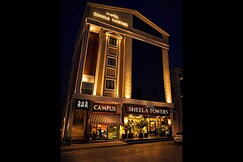 Hotel Sheela Towers
