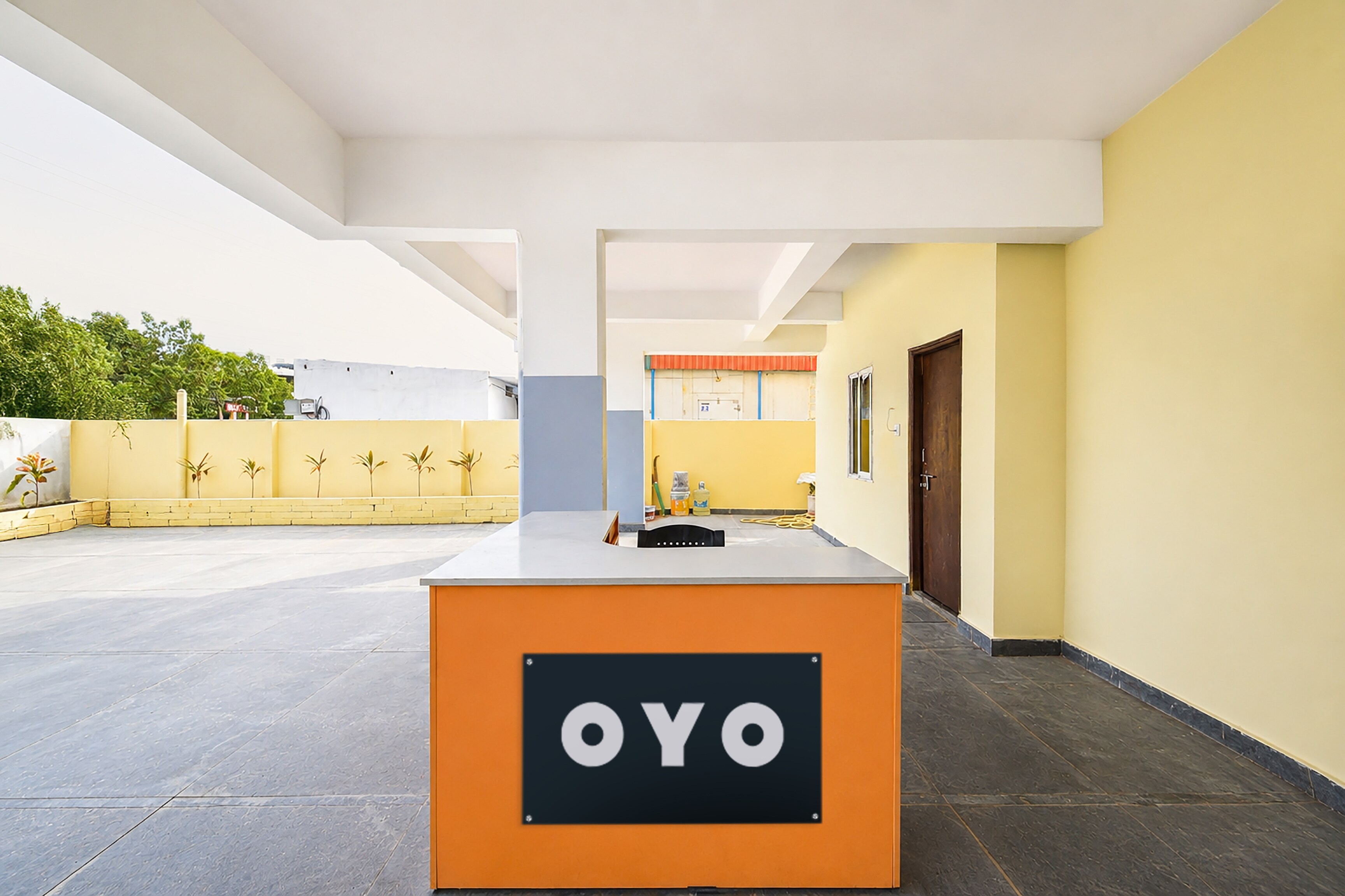 Hotel O Nampally Grand - Tap to explore photos