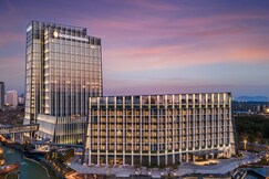 InterContinental Hotels WUXI TAIHU NEW CITY, an IHG hotel