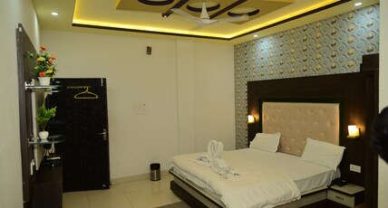 Hotel Prabhakar Palace Room Type - Executive Room