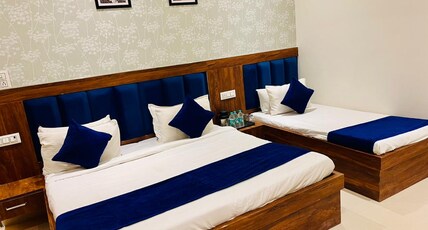 HOTEL HARI KRIPA DHAM NEAR PREM MANDIR VRINDAVAN Room Type - Executive Room (Triple Bed) HOTEL HARI KRIPA DHAM NEAR PREM MANDIR VRINDAVAN Room Type - Executive Room (Triple Bed)