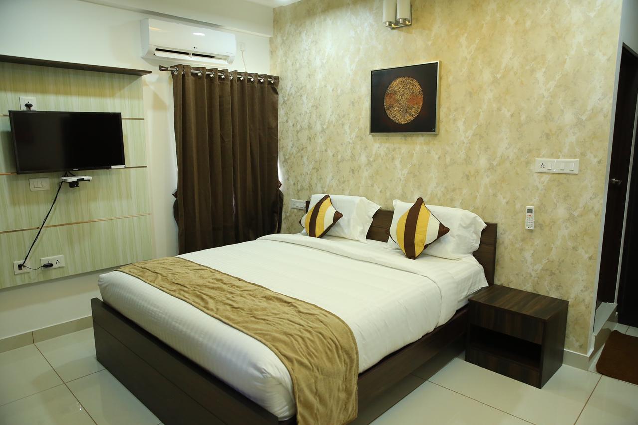 Eden Isle Luxury Service Apartments - Tap to explore photos