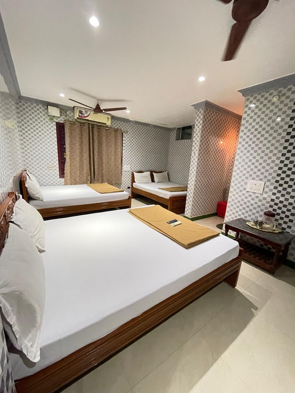 Hotel Raamajeyam - Tap to explore photos