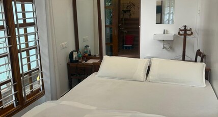 Thilaga White House Room Type - TWH Room 6