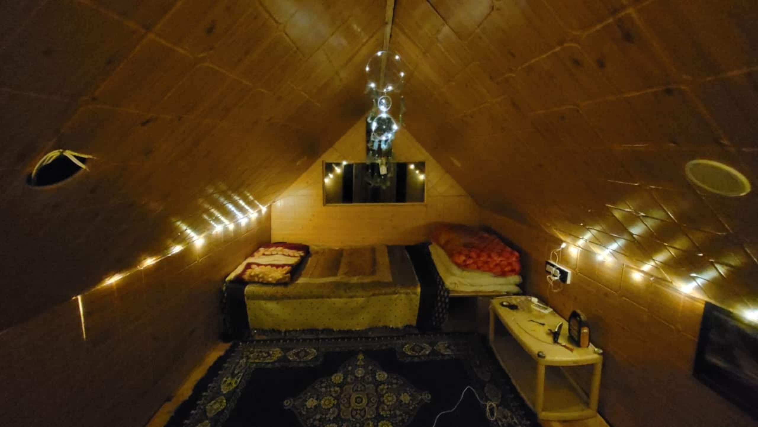 Vanaura Camps Stay - Tap to explore photos