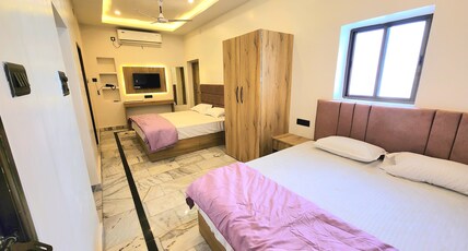 Hotel RK Heritage Room Type - Luxury Four Bed Room with attach 2 washroom and Balcony