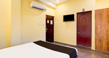 Townhouse White Town Rock Beach Formerly Prakasam Residency Room Type - Classic Townhouse White Town Rock Beach Formerly Prakasam Residency Room Type - Classic