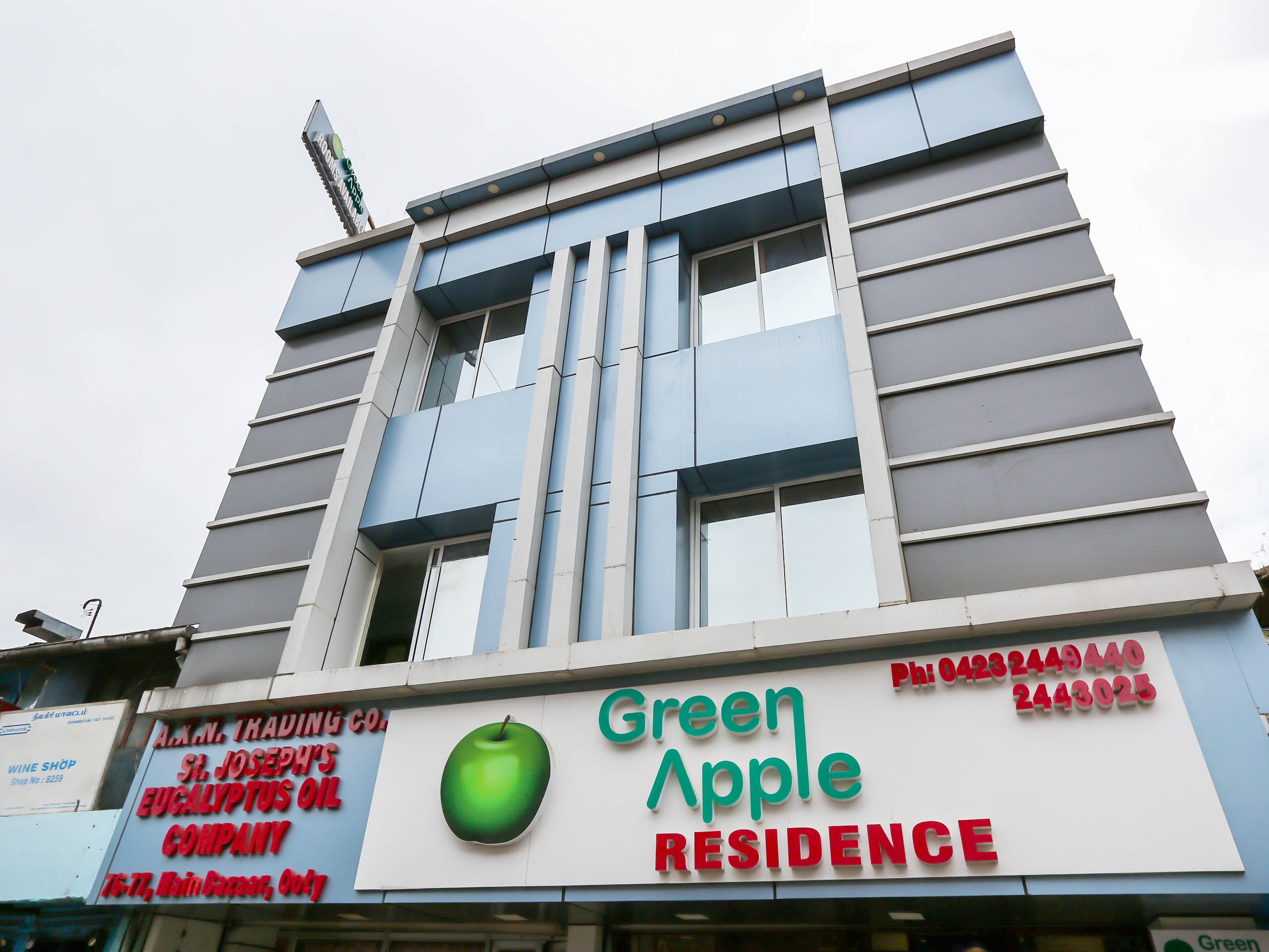 Green Apple Residence - Tap to explore photos