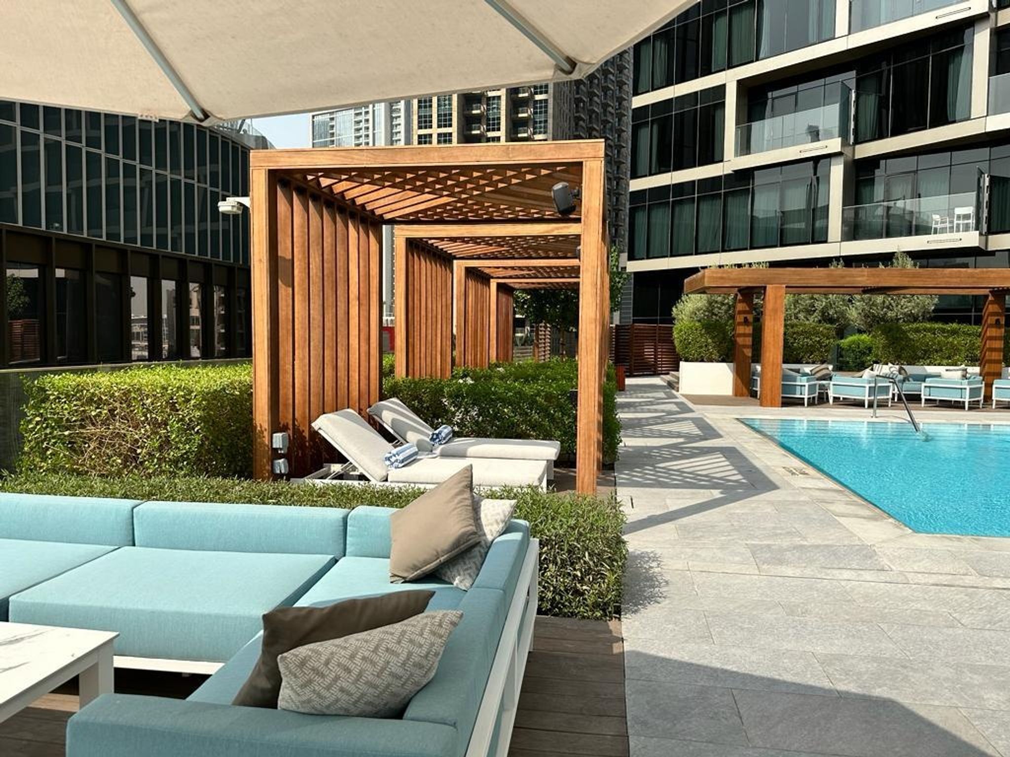 ELIVAAS Curated 3BR with Burj Khalifa View, Heart of Downtown - Tap to explore photos