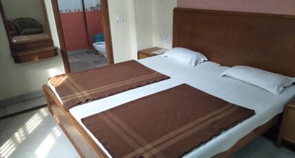 Hotel Har Ki Pauri Room Type - Semi Deluxe Room