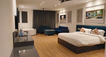 ACR Luxury Hotel Room Type - Honeymoon Suite with Double Jacuzzi