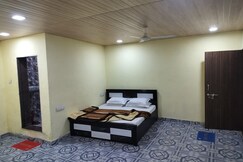 L.S HOME STAY