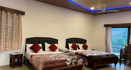Hetamji Villa Mount Abu Room Type - Family Four Bed Non-AC 3