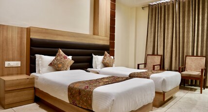 Kalpshree Hotel Room Type - Executive Single Twin Bed Room