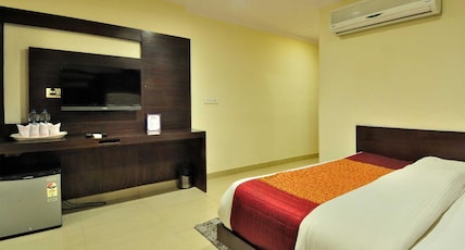 Hotel Shelton @ Paharganj Room Type - Family Room With Free Wi-Fi