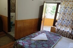 Jhelum View Resort Verinag