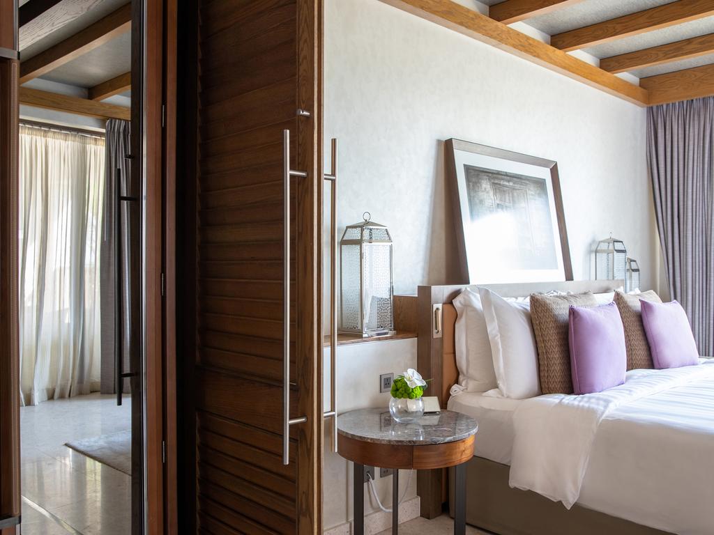 Jumeirah Al Naseem - Tap to explore photos